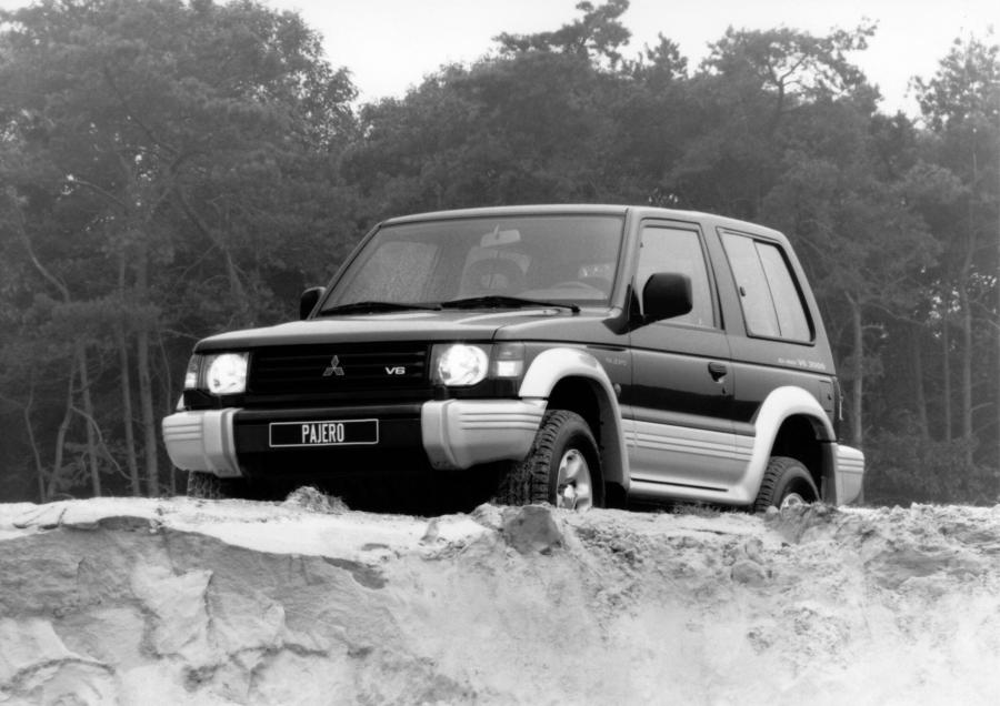  Mitsubishi Pajero Metal Top 1991 года  (фото 7 из 10)